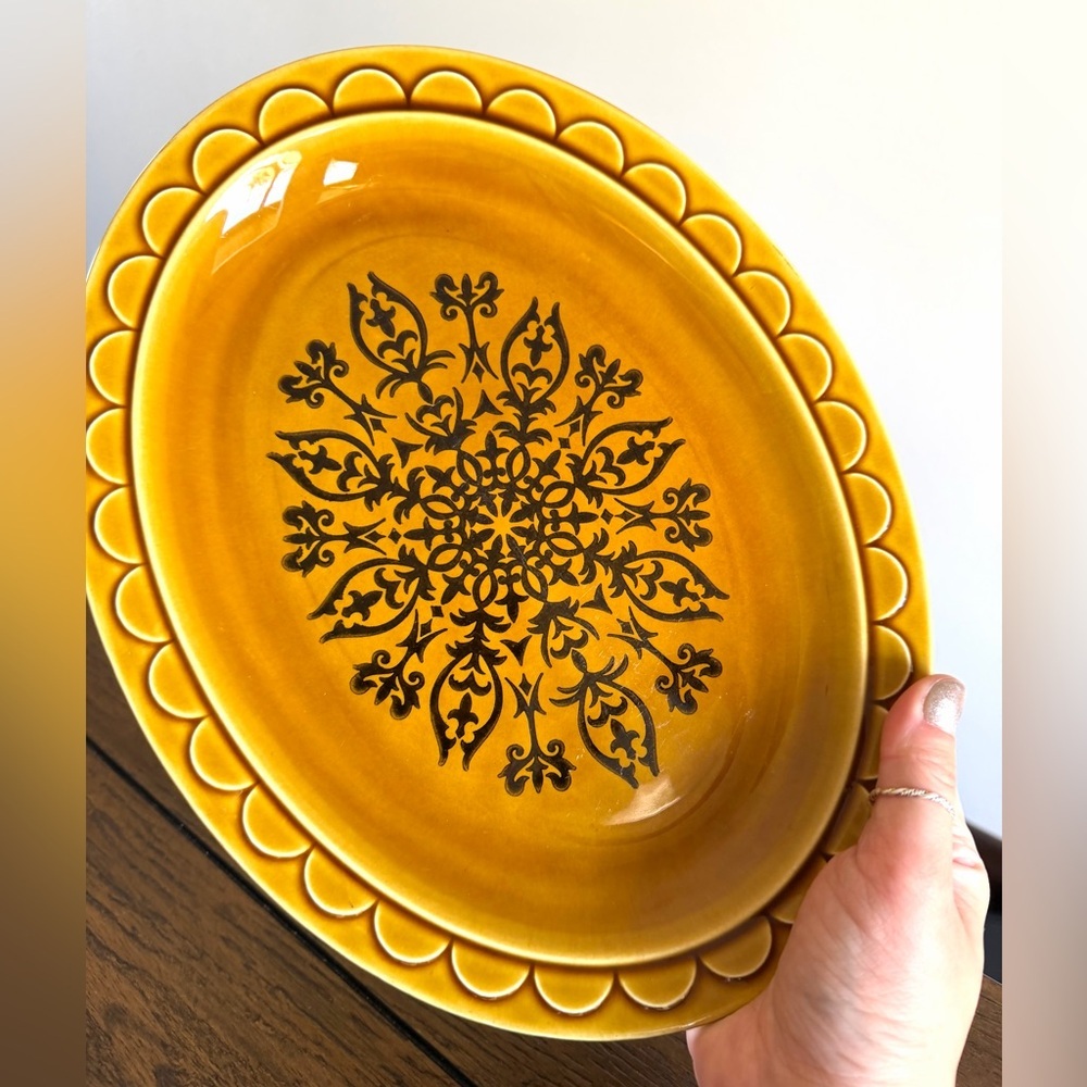 Vintage Coventry Castilian Yellow Gold Harvest 13" Oval Serving Platter USA 522
